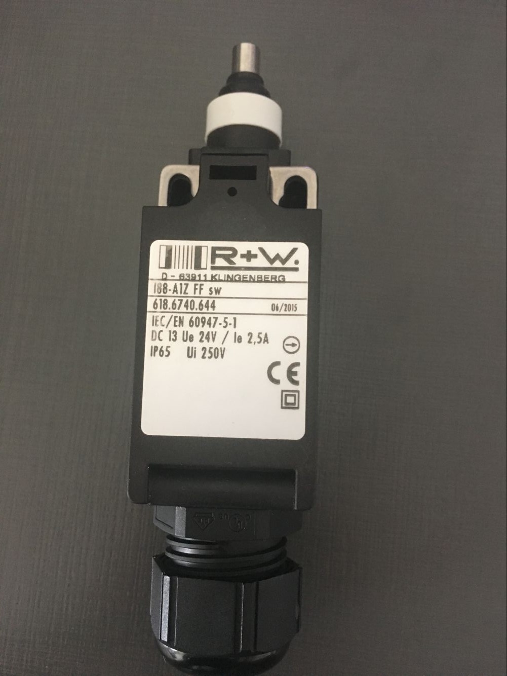 R+W 618.6740.425行程開(kāi)關(guān)停產(chǎn)